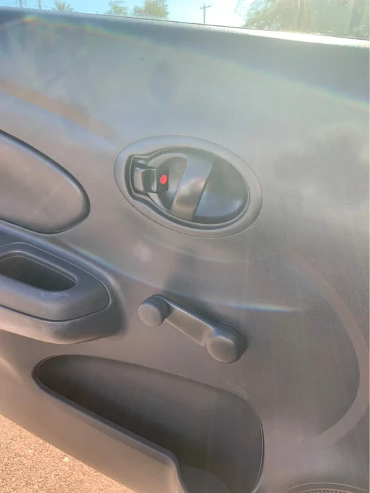 2012 Nissan Versa - Image 16 of 16