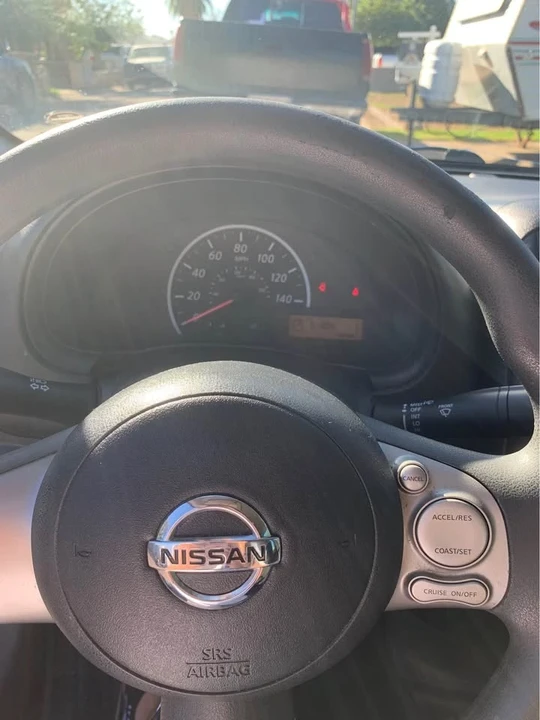 2012 Nissan Versa - Image 6 of 16