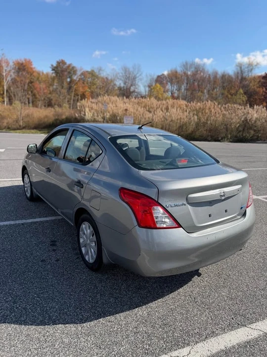 2012 Nissan Versa - Image 4 of 6