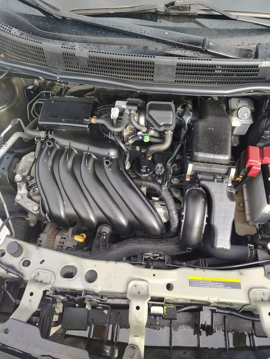 2012 Nissan Versa - Image 7 of 8