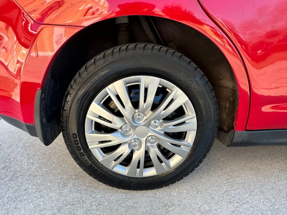 2012 Nissan Versa - Image 17 of 19