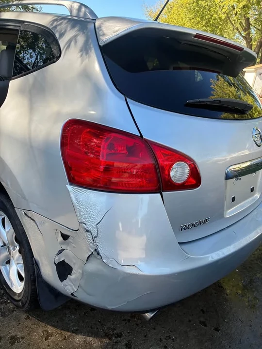 2012 Nissan Versa - Image 13 of 19