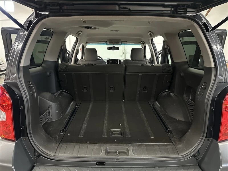 2012 Nissan Xterra 2nd Gen - Image 17 of 20