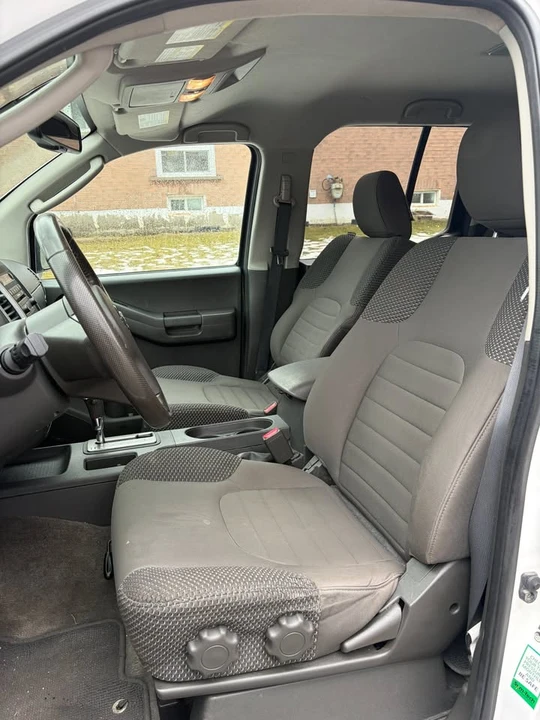 2012 Nissan Xterra 2nd Gen - Image 6 of 10