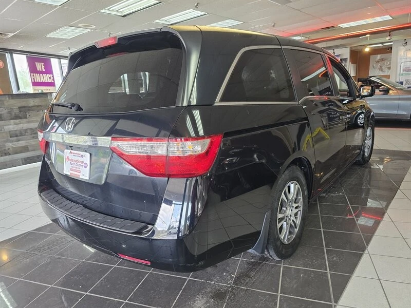 2012 Honda Odyssey - Image 4 of 4