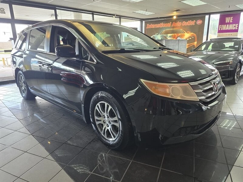 2012 Honda Odyssey - Image 3 of 4
