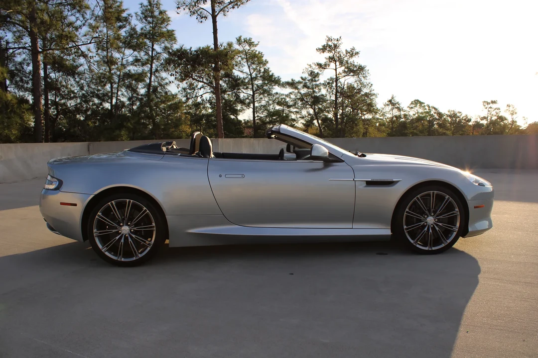 2012 Aston Martin Virage (2011-2012) - Image 8 of 31