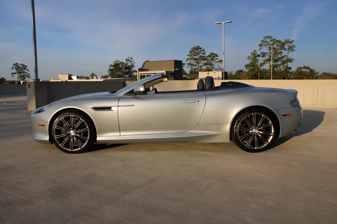 2012 Aston Martin Virage (2011-2012) - Image 4 of 31