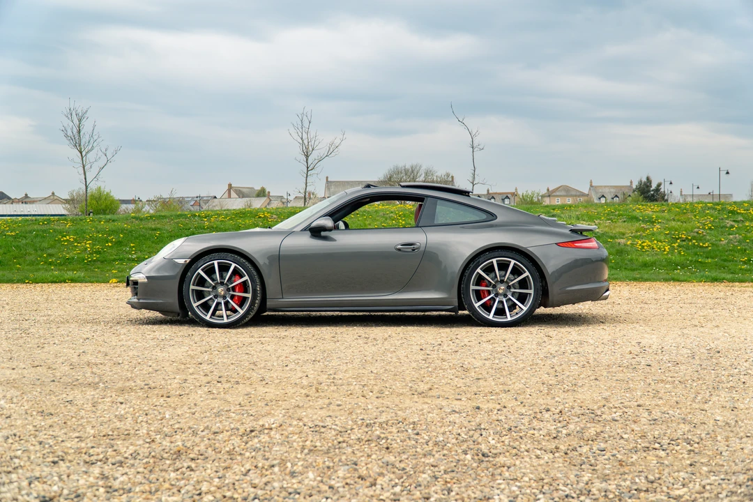 2012 Porsche 991 Carrera 4S - Image 5 of 31