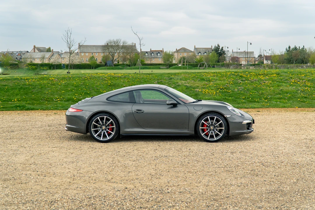 2012 Porsche 991 Carrera 4S - Image 8 of 31