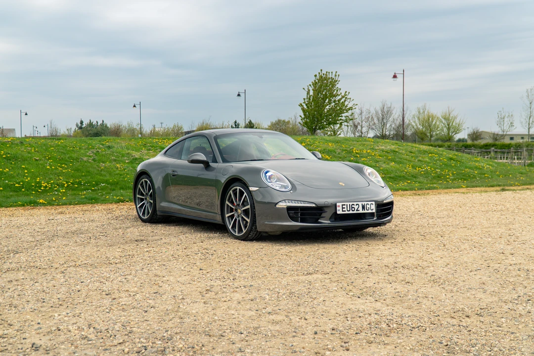 2012 Porsche 991 Carrera 4S - Image 16 of 31