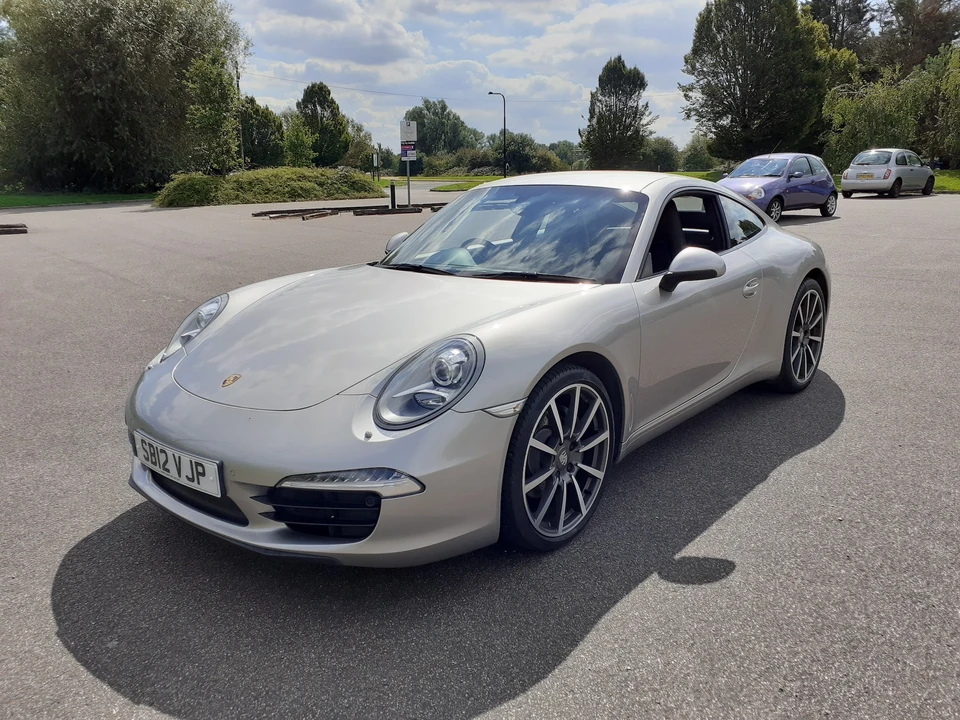 2012 Porsche 991 Carrera - Image 14 of 31