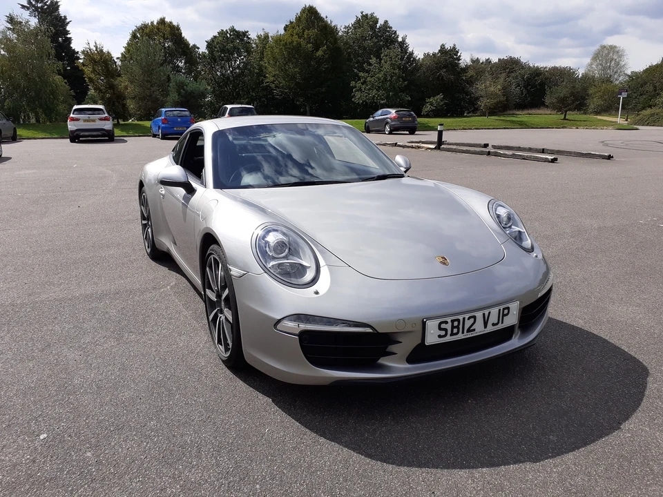 2012 Porsche 991 Carrera - Image 17 of 31
