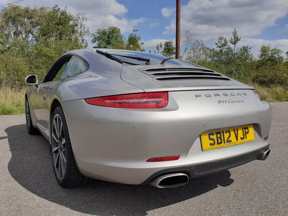 2012 Porsche 991 Carrera - Image 26 of 31
