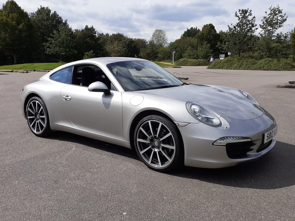 2012 Porsche 991 Carrera - Image 2 of 31