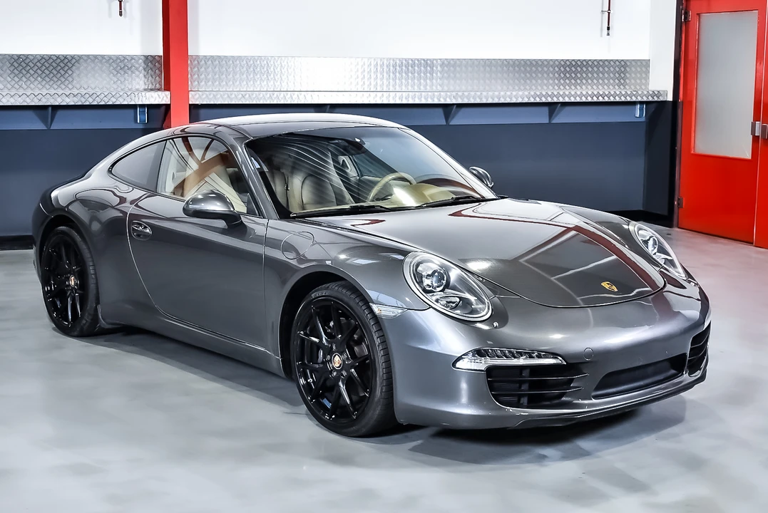 2012 Porsche 991 Carrera - Image 4 of 31