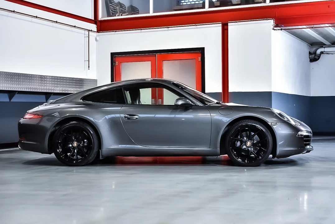 2012 Porsche 991 Carrera - Image 6 of 31