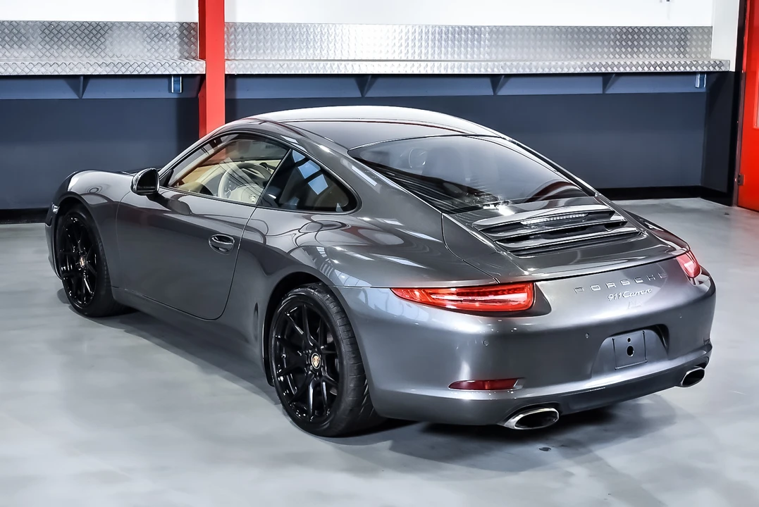 2012 Porsche 991 Carrera - Image 8 of 31