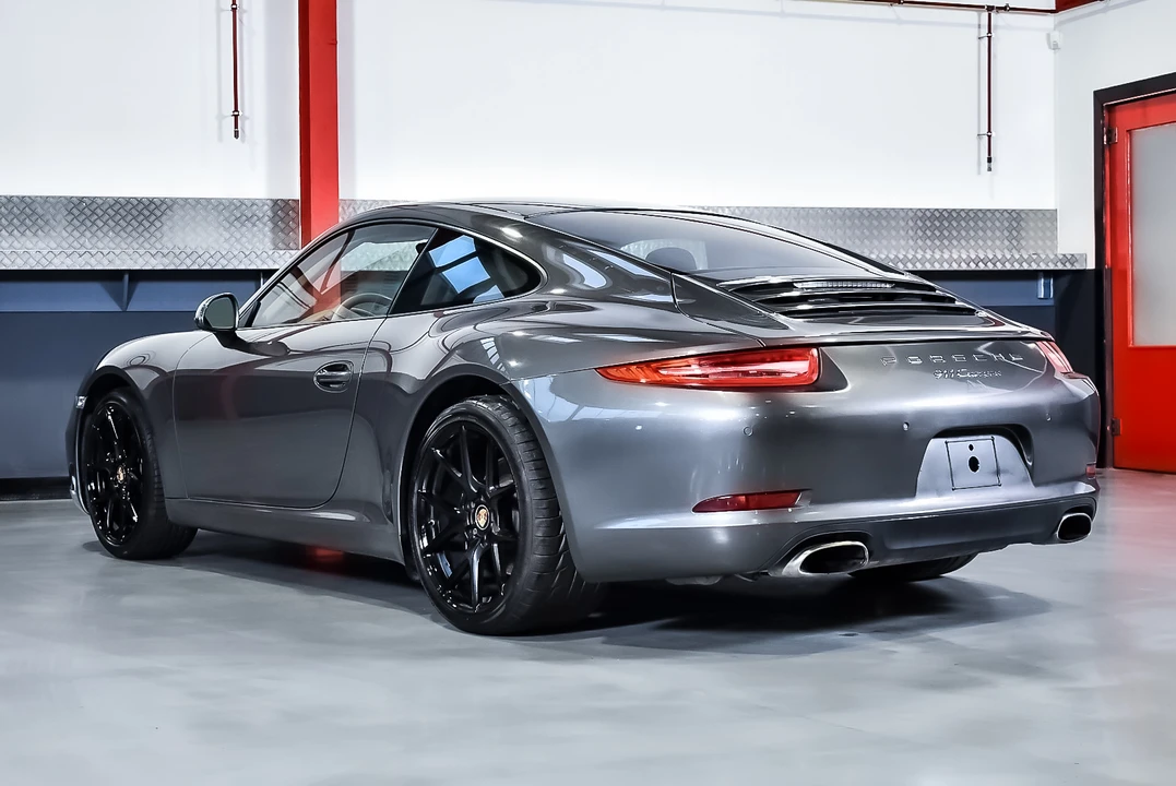 2012 Porsche 991 Carrera - Image 9 of 31