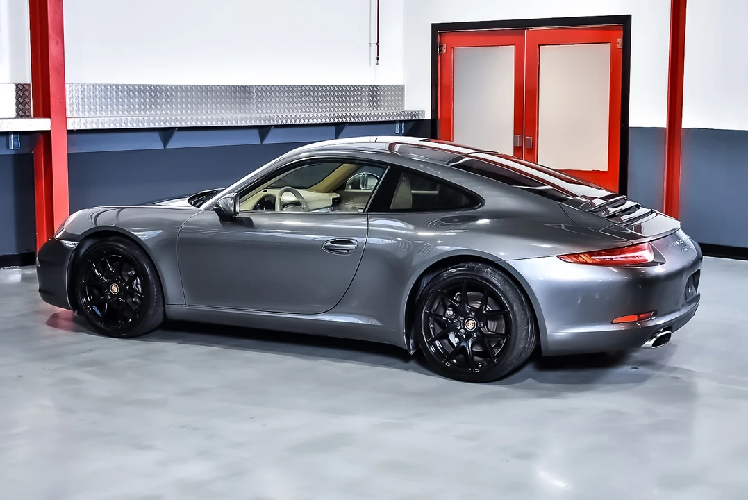 2012 Porsche 991 Carrera - Image 19 of 31