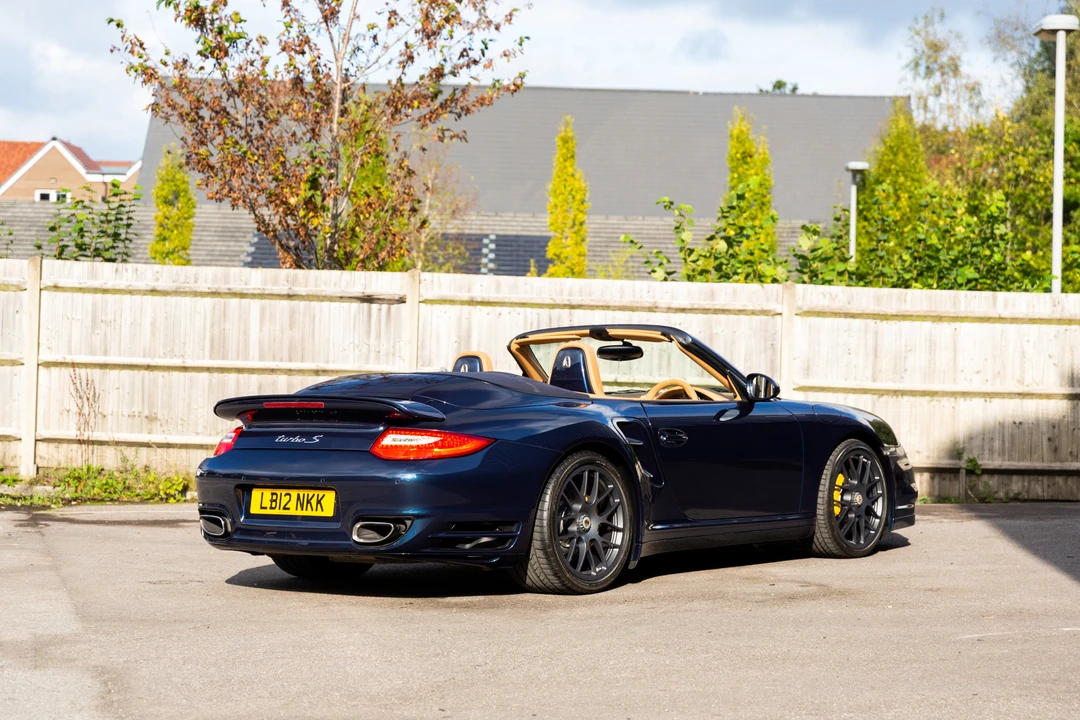 2012 Porsche 997 Carrera - Image 16 of 31