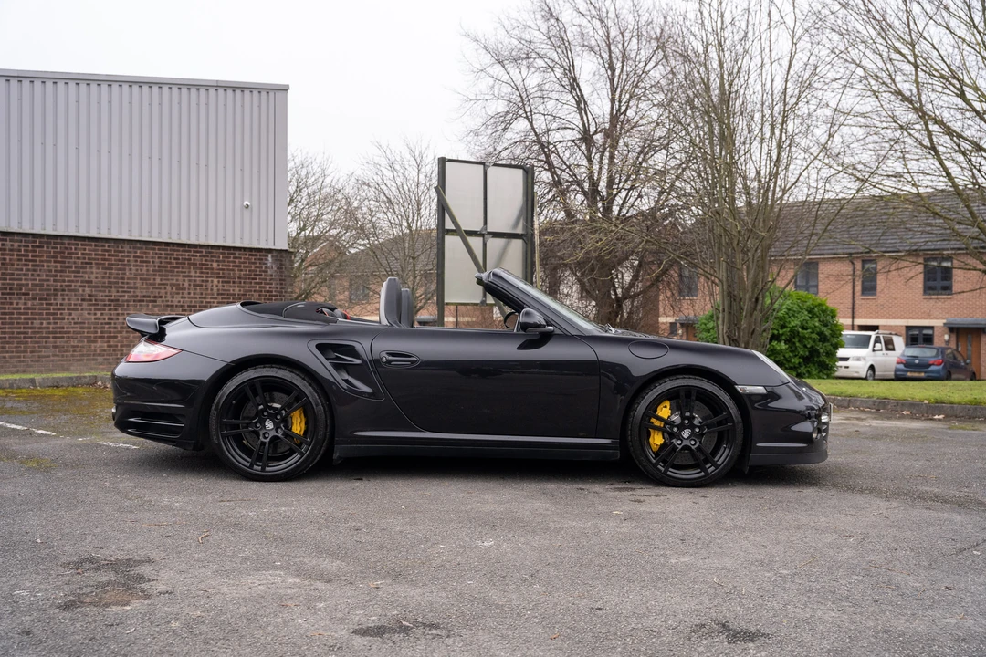 2012 Porsche 997 Turbo - Image 15 of 31