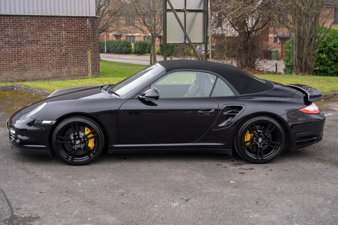 2012 Porsche 997 Turbo - Image 20 of 31