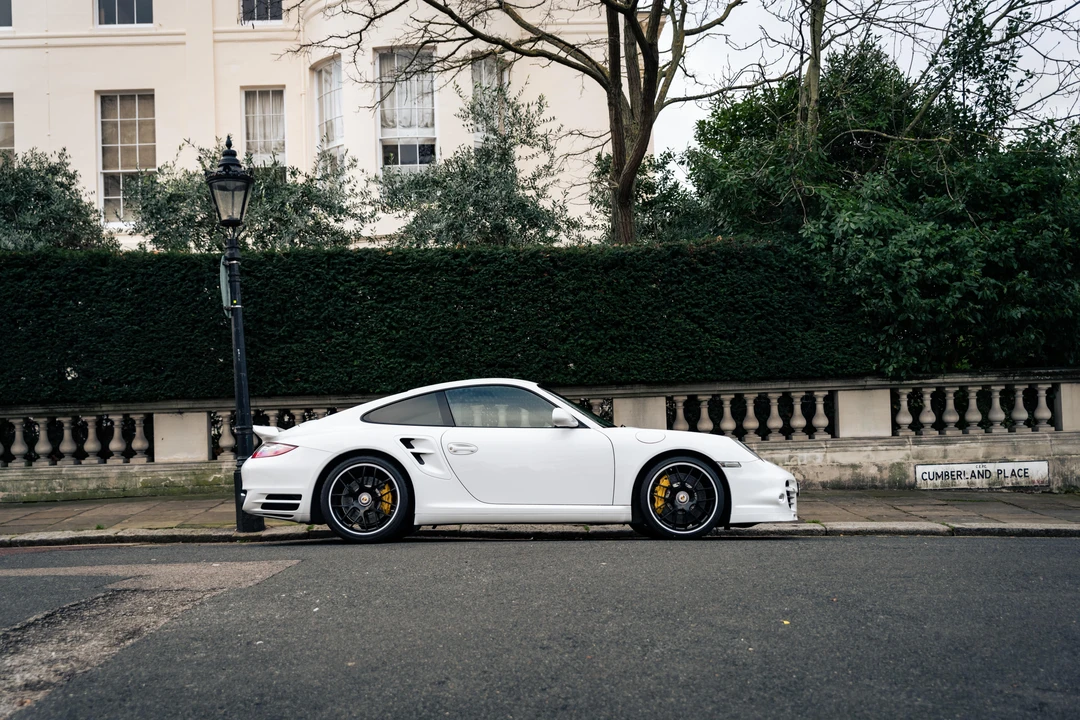 2012 Porsche 997 Carrera - Image 11 of 31