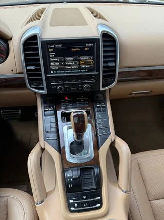 2012 Porsche 958 Cayenne S - Image 14 of 15
