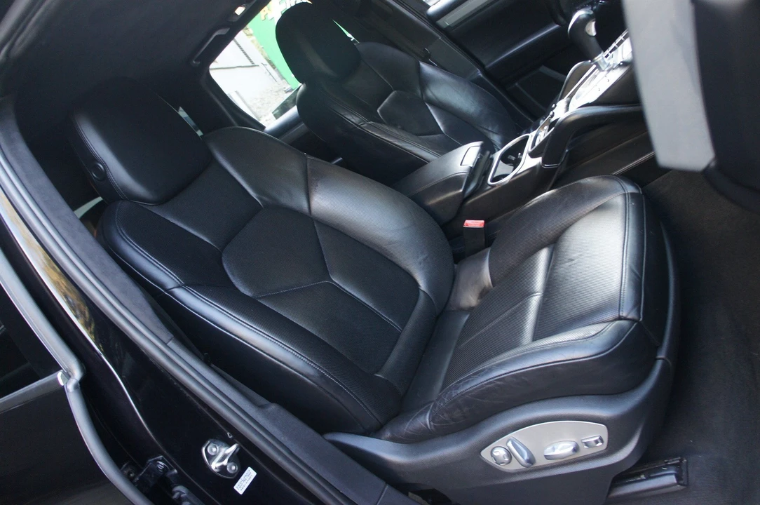 2012 Porsche 958 Cayenne Turbo - Image 7 of 31
