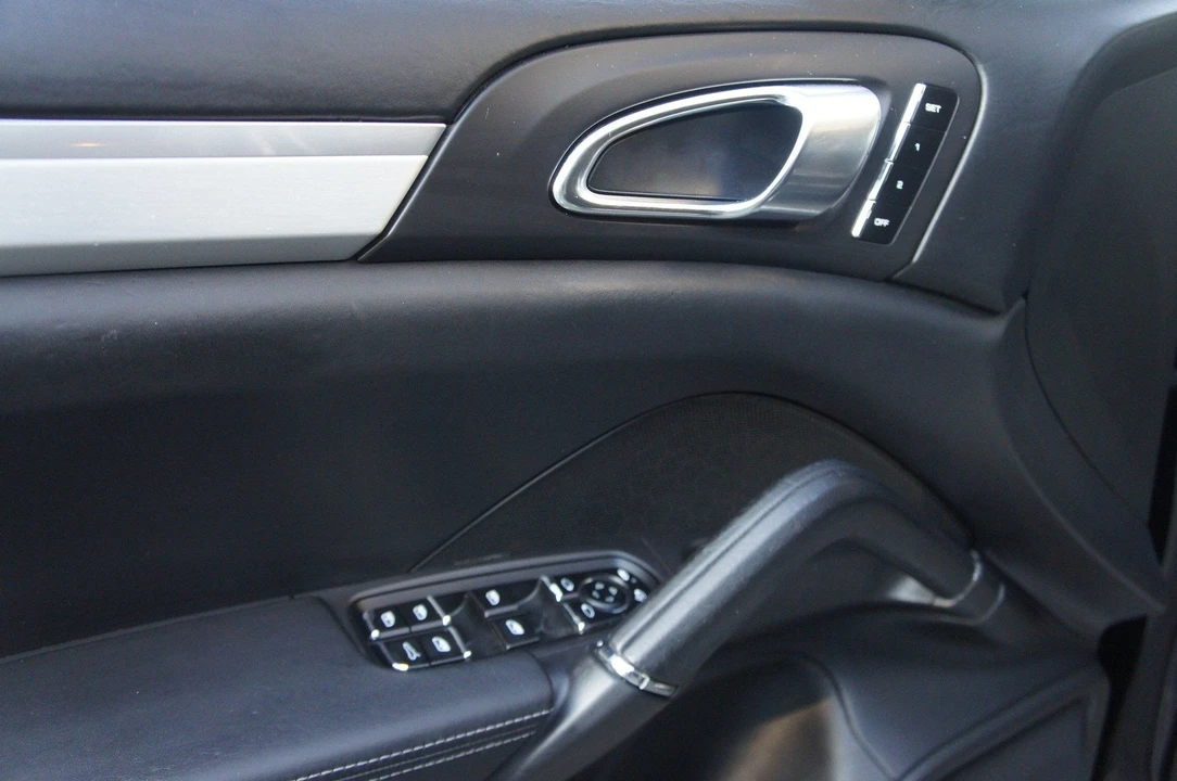 2012 Porsche 958 Cayenne Turbo - Image 21 of 31