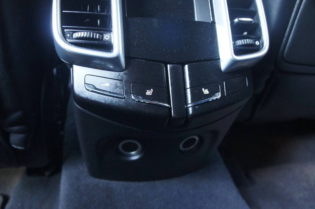 2012 Porsche 958 Cayenne Turbo - Image 23 of 31