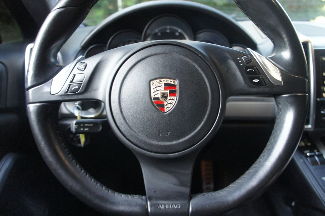 2012 Porsche 958 Cayenne Turbo - Image 24 of 31