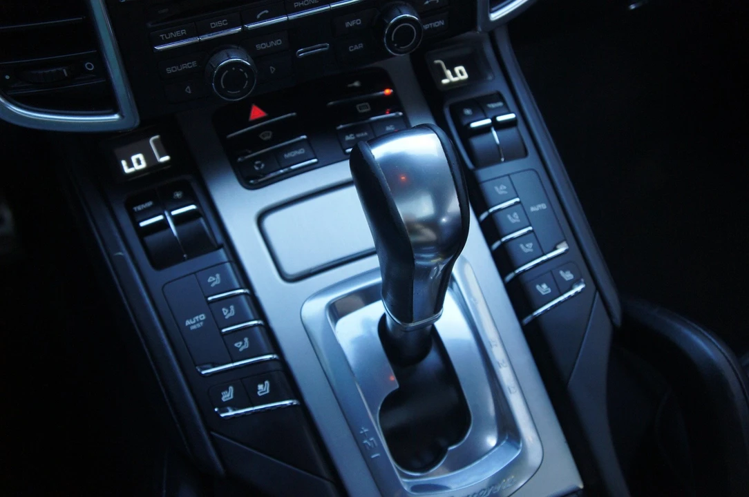 2012 Porsche 958 Cayenne Turbo - Image 29 of 31