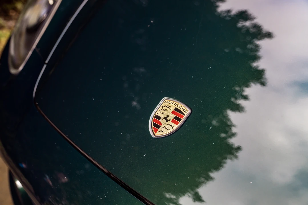 2012 Porsche 955/957 Cayenne Turbo - Image 27 of 31