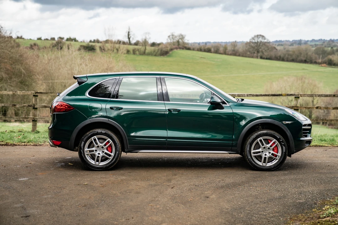 2012 Porsche 955/957 Cayenne Turbo - Image 9 of 31