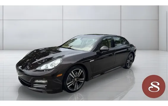 2012 Porsche Panamera 2