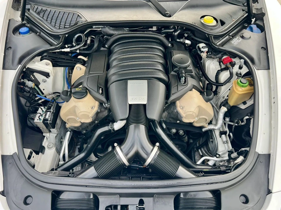 2012 Porsche 970 Panamera - Image 17 of 31