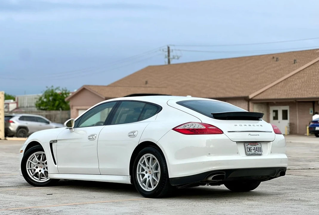 2012 Porsche 970 Panamera - Image 4 of 31