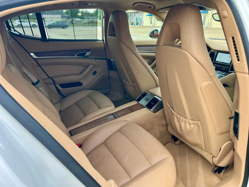 2012 Porsche 970 Panamera - Image 14 of 31