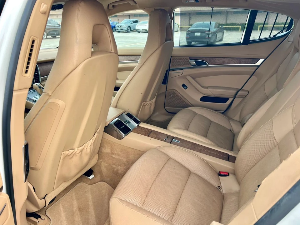2012 Porsche 970 Panamera - Image 11 of 31