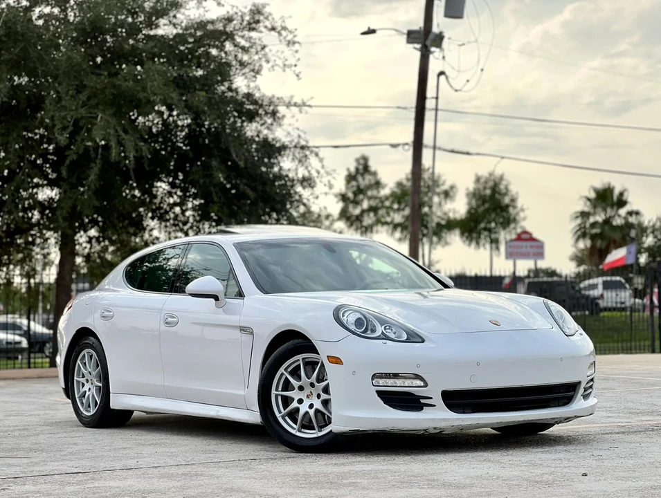 2012 Porsche 970 Panamera - Image 23 of 31