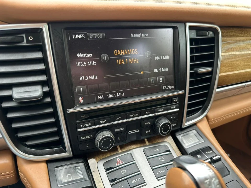 2012 Porsche 970 Panamera - Image 19 of 22