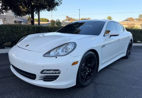 2012 Porsche 970 Panamera - Image 10 of 17