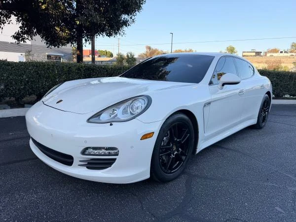 2012 Porsche 970 Panamera - Image 16 of 17