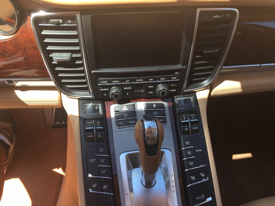 2012 Porsche 970 Panamera S - Image 8 of 14