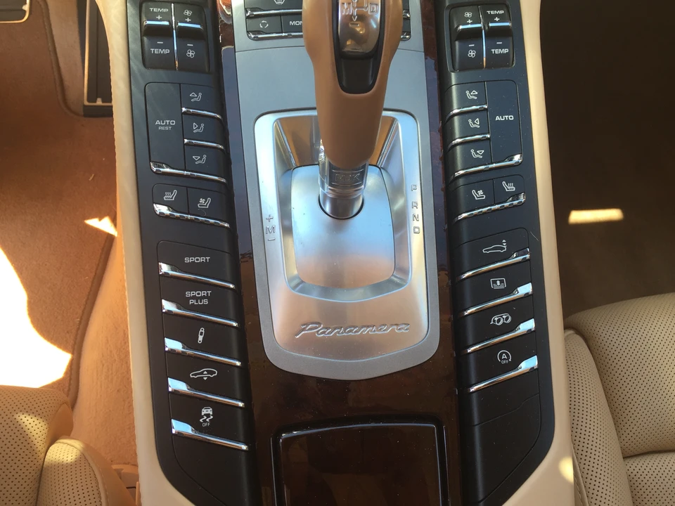 2012 Porsche 970 Panamera S - Image 8 of 10