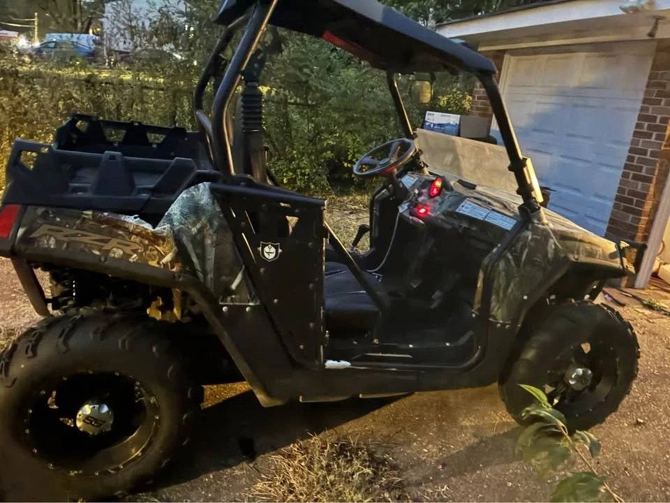 2012 Polaris - Image 2 of 9