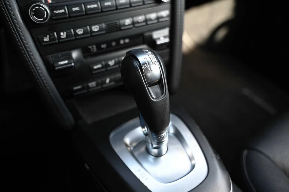 2012 Porsche 911 - Image 13 of 20