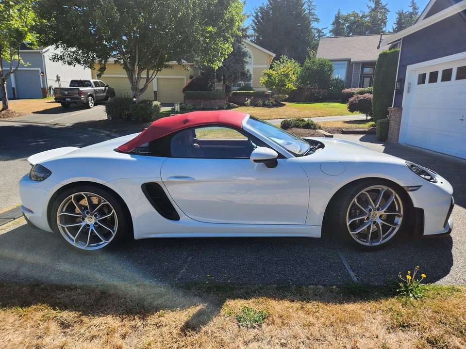2021 Porsche 718 Boxster Spyder - Image 11 of 14